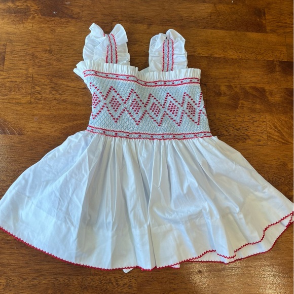 Sweethoney white dress red blue smocked on chest size 18 Months